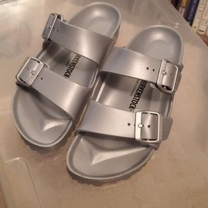 Birkenstock Sandles/Crocs